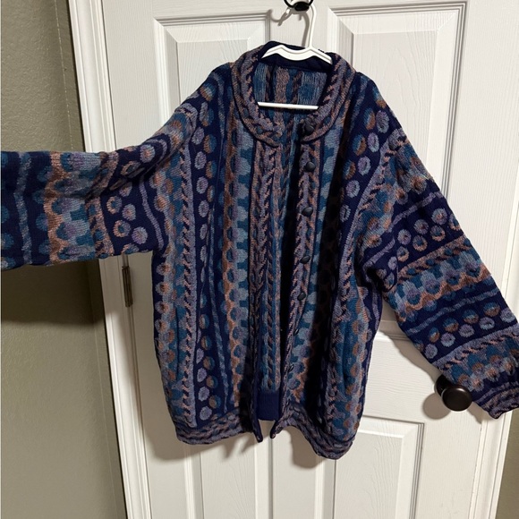 Beautiful Patterned Blue and Purple Women's wool Sweater sz xl - Picture 1 of 8